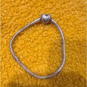 Pandora heart clasp snake chain bracelet